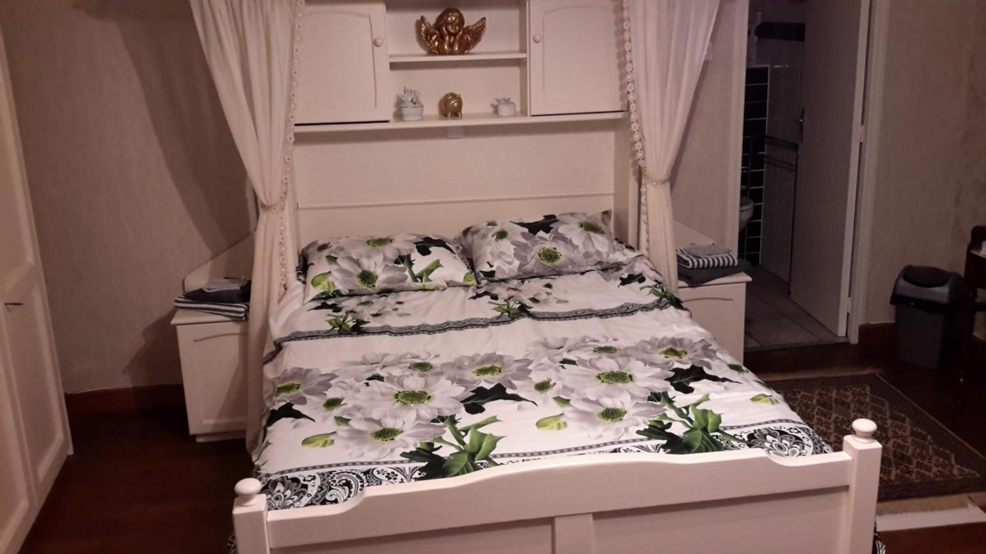 Le Voyageur Bed & Breakfast Saint-Bonnet-Troncais ภายนอก รูปภาพ